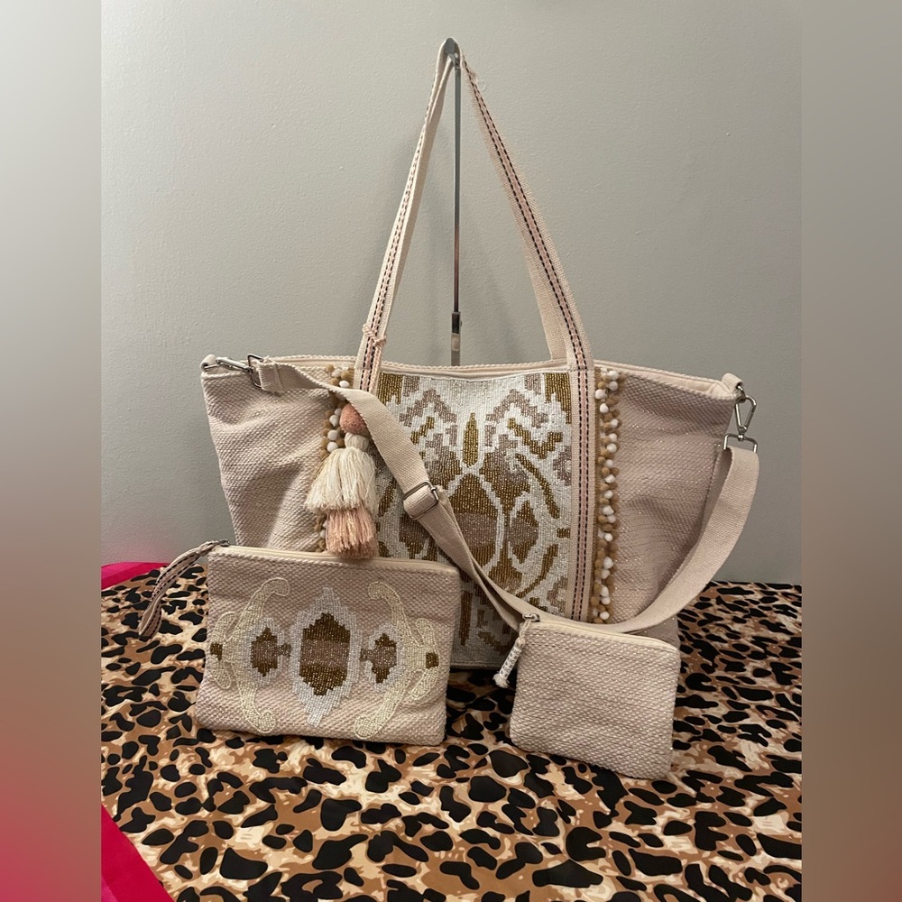 QVC America & Beyond Extra Large Bag